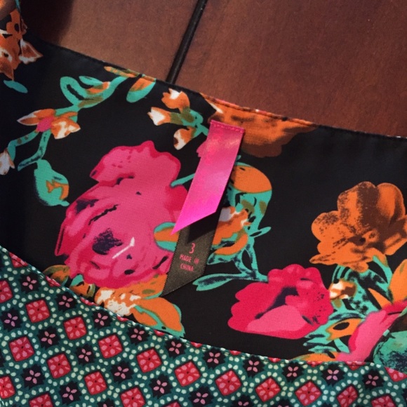 Pure Energy Floral tunic top Sz 3X Nwot - Picture 6 of 8